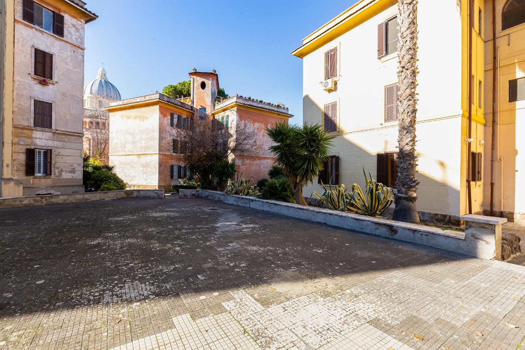 Casa Garbha Roma